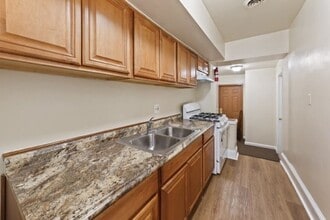 2801 28th St SE in Washington, DC - Building Photo - Building Photo