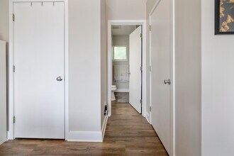 2082 Atherton Heights Ln in Charlotte, NC - Building Photo - Building Photo