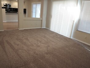 1474 Lodgepole Dr in Henderson, NV - Building Photo - Building Photo