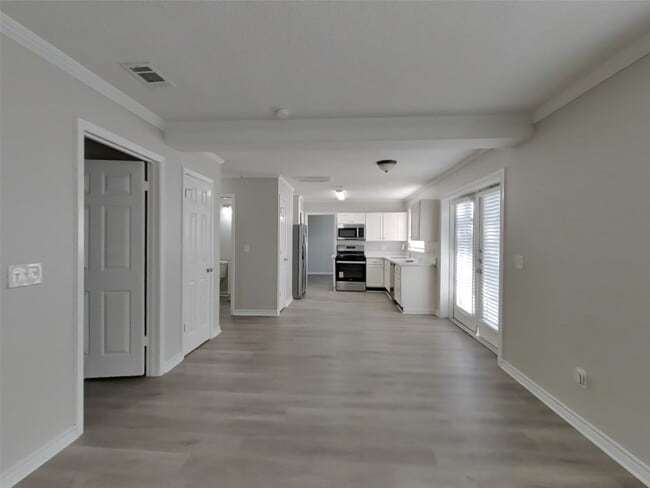 18139 Lake Bend Dr in Houston, TX - Building Photo - Building Photo