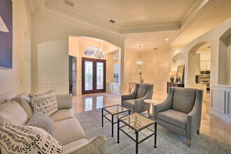 7510 Camden Harbour Dr in Bradenton, FL - Building Photo - Building Photo