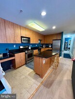 1101 Primrose Ct in Annapolis, MD - Building Photo