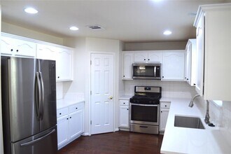 5224 Tower Trail in Austin, TX - Building Photo - Building Photo