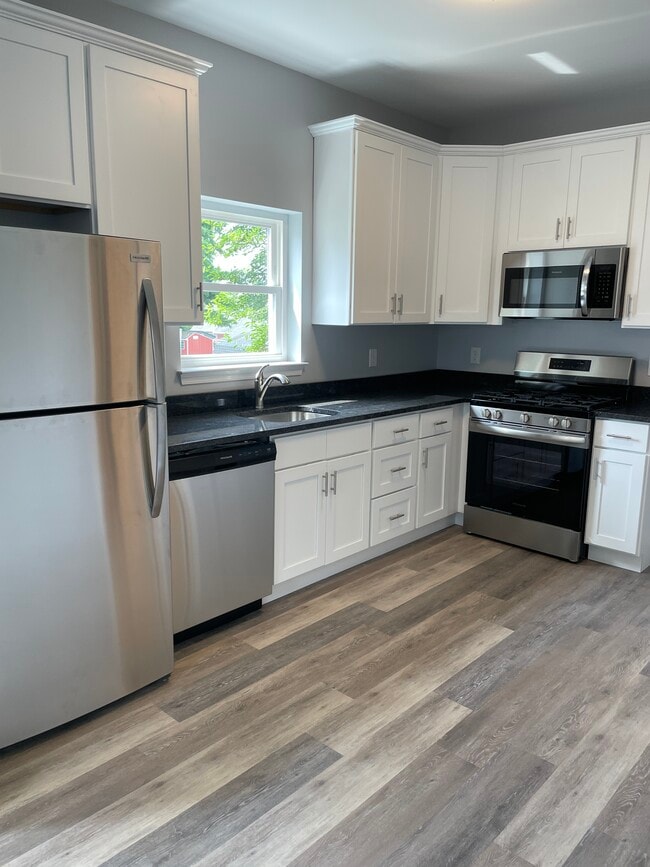 3511 Gray St, Unit 106