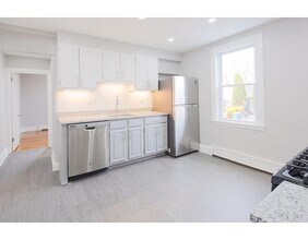 259 Calvary St in Waltham, MA - Building Photo - Building Photo