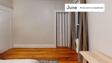 Room in Shared 3 bed/1 bath home, Unit C in Somerville, MA - Foto de edificio - Building Photo