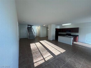 7820 N Spartanburg St in Las Vegas, NV - Building Photo - Building Photo