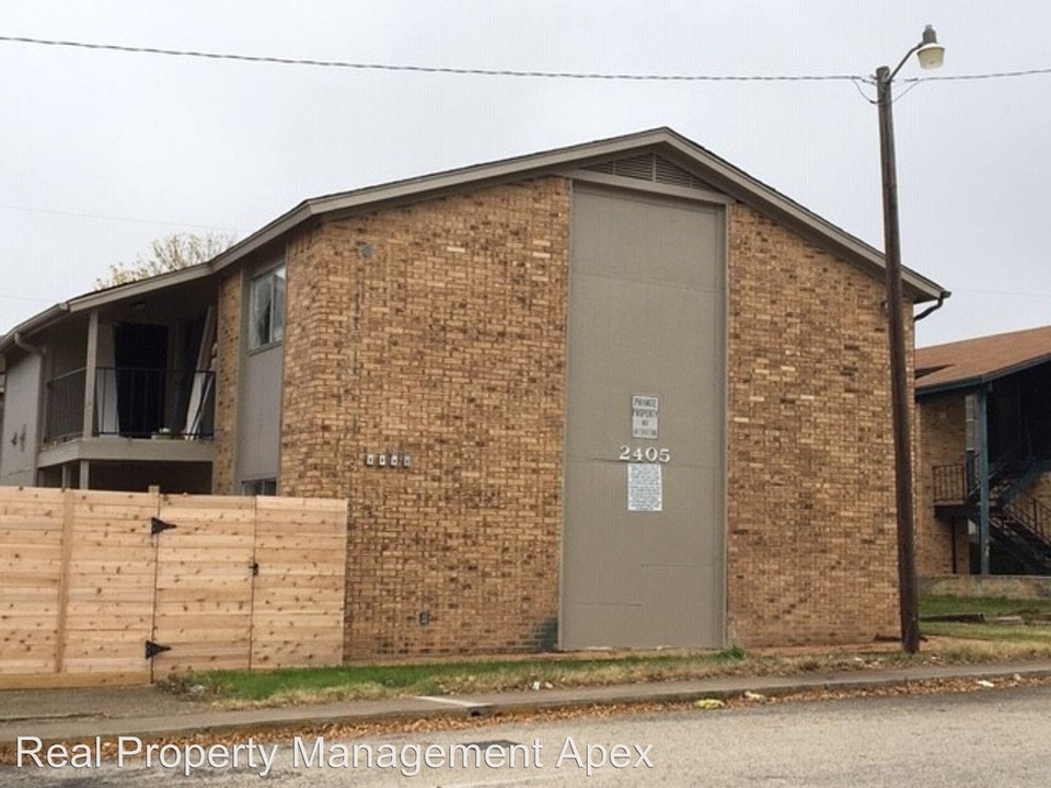 2405 Valley Forge Ave in Temple, TX - Building Photo