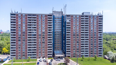 Kipling Heights in Toronto, ON - Building Photo - Building Photo