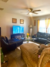 119 SW 16th Ave in Chiefland, FL - Building Photo - Building Photo