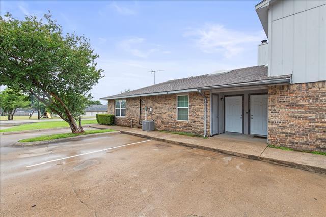 property at 4830 Gatewood Rd