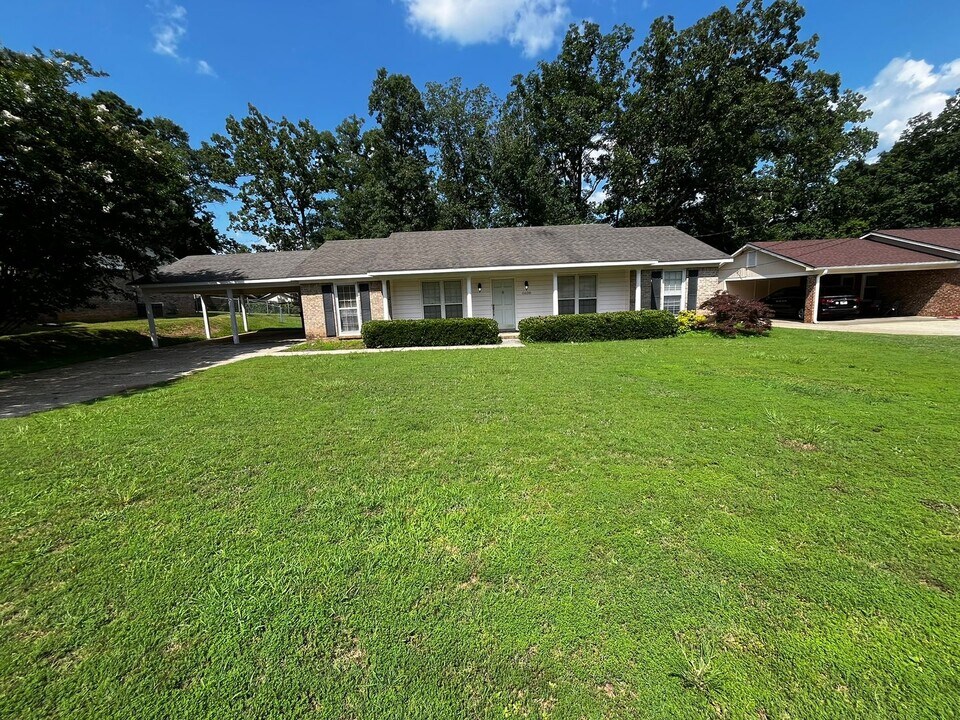 6608 Highridge Dr in Columbus, GA - Building Photo