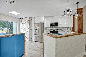 155 Love Crescent in Royal Palm Beach, FL - Building Photo - Building Photo