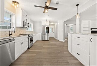 1195 LA-27 in Deridder, LA - Building Photo - Building Photo