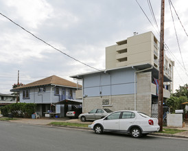 2831 Winam Ave in Honolulu, HI - Building Photo - Building Photo