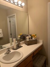 4802 Cutstone Ct in Raleigh, NC - Building Photo - Building Photo