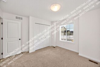 318 SW 16th St in Ankeny, IA - Building Photo - Building Photo