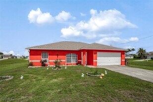 1228 NW 14th Pl in Cape Coral, FL - Building Photo