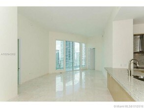 900 Brickell Key Blvd-Unit -2405 in Miami, FL - Building Photo - Building Photo