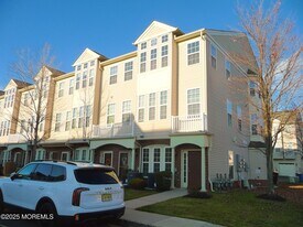 2-24 Michael Dr in Tinton Falls, NJ - Building Photo