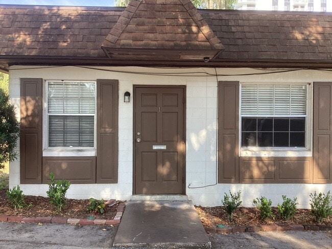 property at 511 Hillcrest St