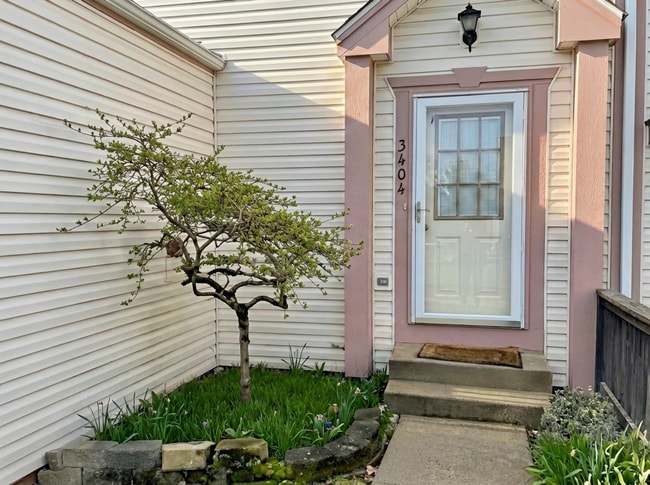 3404 Timberglen Dr in Imperial, PA - Building Photo - Building Photo