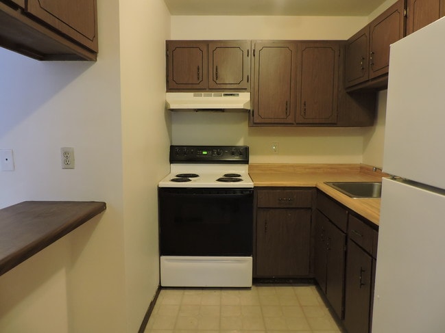 Grantosa Crossing in Milwaukee, WI - Foto de edificio - Building Photo