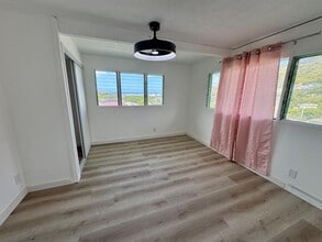 1727 Mahani Loop in Honolulu, HI - Building Photo - Building Photo