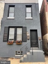 5038 Wayne Ave, Unit 2