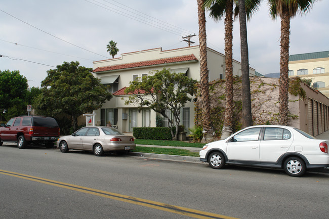 115 W Dryden St in Los Angeles, CA - Building Photo - Building Photo