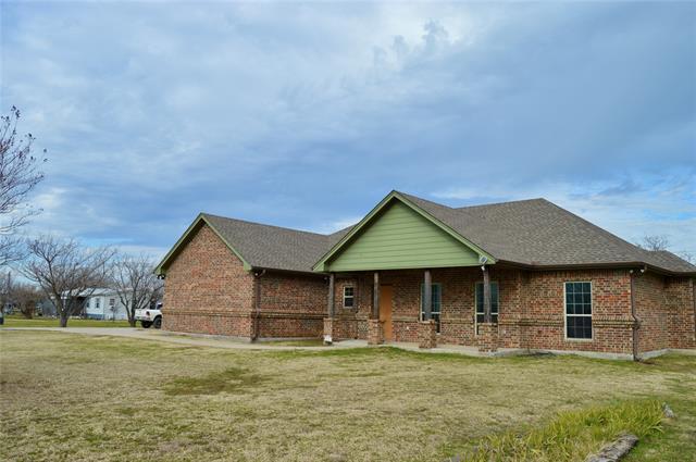 8321 Travis Rd in Sanger, TX - Building Photo - Building Photo