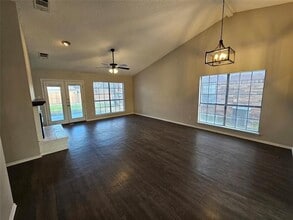 824 Bailey Dr in Cedar Hill, TX - Building Photo - Building Photo