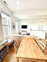 1644 W Cermak Rd in Chicago, IL - Building Photo - Building Photo