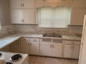 4800 Chaudron Dr in Mobile, AL - Building Photo - Building Photo