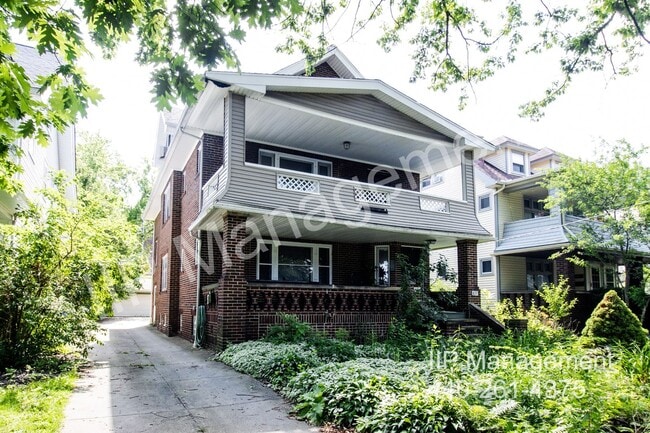 property at 2671 E 130th St