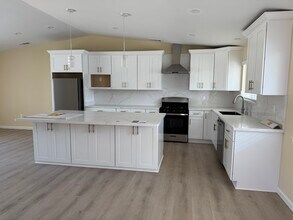 2179 Mendota Way in San Jose, CA - Building Photo - Building Photo