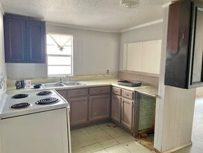 806 O'Kane St in Laredo, TX - Building Photo - Building Photo