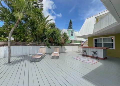 property at 3218 Harriet Ave