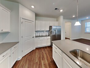 616 Rivermist Dr in Belmont, NC - Foto de edificio - Building Photo