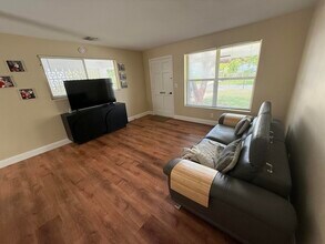 226 SE 2nd Ave in Boynton Beach, FL - Building Photo - Building Photo