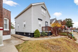 5153 Cologne Ave in St. Louis, MO - Building Photo - Building Photo