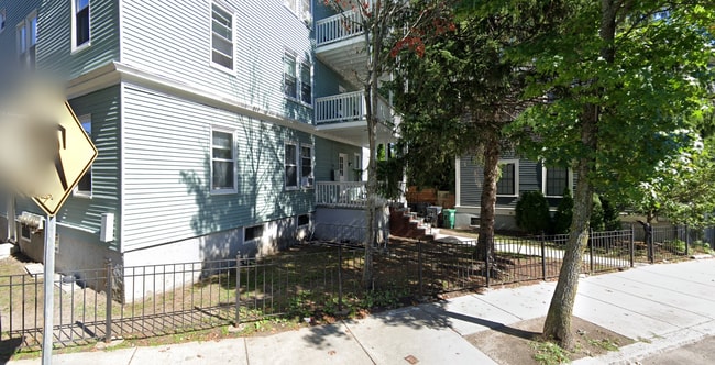 344 Putnam Ave, Unit 1
