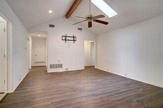 2813 Woodpath Ln in Bedford, TX - Building Photo - Building Photo