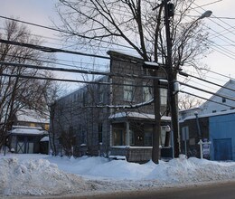 306 Mohawk Ave in Schenectady, NY - Foto de edificio - Building Photo