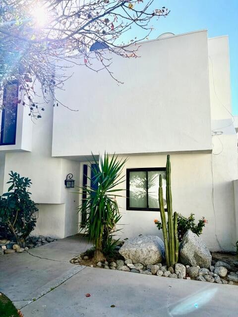 48790 Desert Flower Dr in Palm Desert, CA - Building Photo