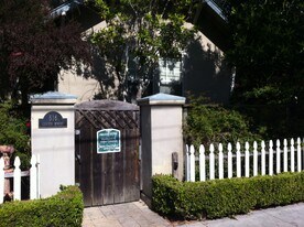 516 Center St in Santa Cruz, CA - Building Photo