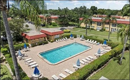 1845 S Highland Ave in Clearwater, FL - Foto de edificio - Building Photo