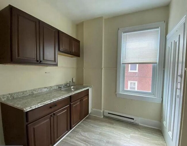 4725 Leiper St, Unit 3 in Philadelphia, PA - Building Photo - Building Photo