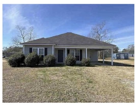 1239 Askew Dr in Dawson, GA - Building Photo