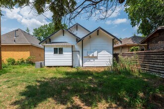 1304 N Waco Ave in Wichita, KS - Building Photo - Building Photo